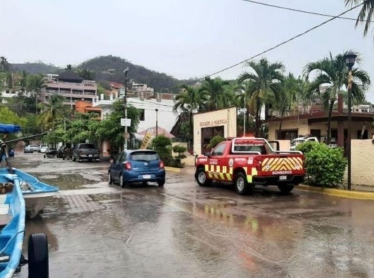“Dolores” Leaves Jalisco with Moderate Rain, Road Damage, and One Death